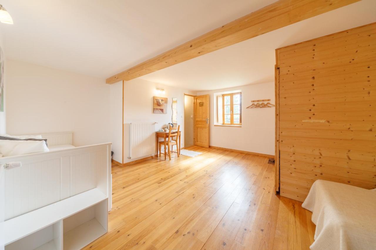 Le Fournia Bed & Breakfast Grandrif Bagian luar foto